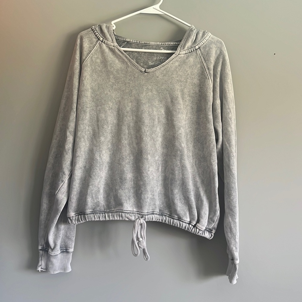 BARELY WORN, great condition, gray lounge sweatshirt